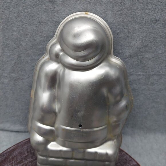 Vintage Silver Santa Claus Decorative Baking Mold Collectible Kitchen Statue - Picture 13 of 16